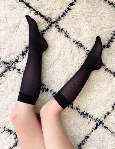The perfect knee-highs - light legs, comfortable, non-compressive, black with little square pattern